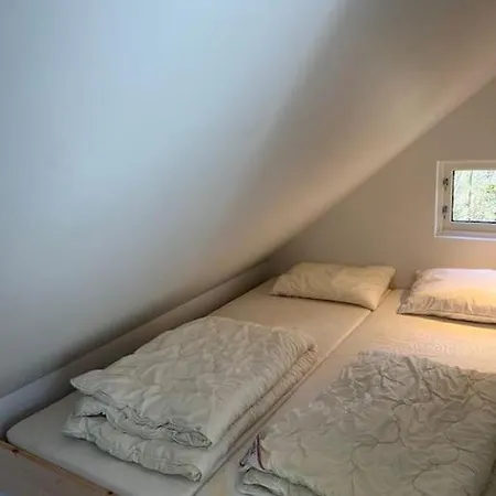 Hytte Ved Sjoen Nyaraló *