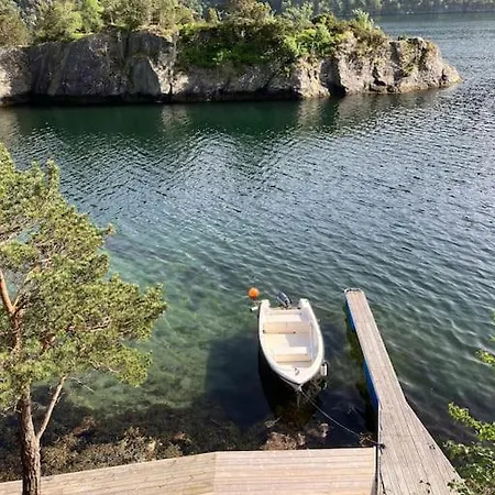 Nyaraló Hytte Ved Sjoen Etnesjøen